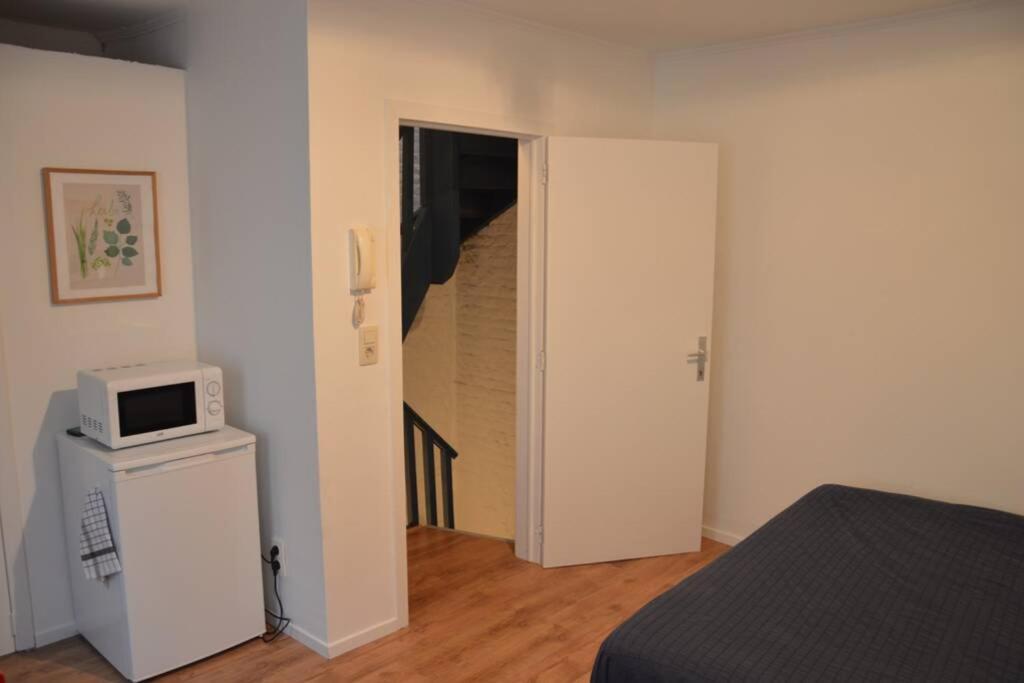 Nice Studio In Marolles Apartment Bruxelles Exterior foto